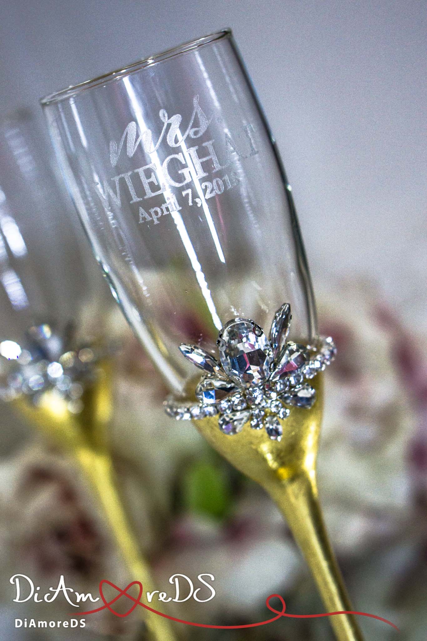 Wedding engraved champagne flutes 60 photos Astyledwedding com