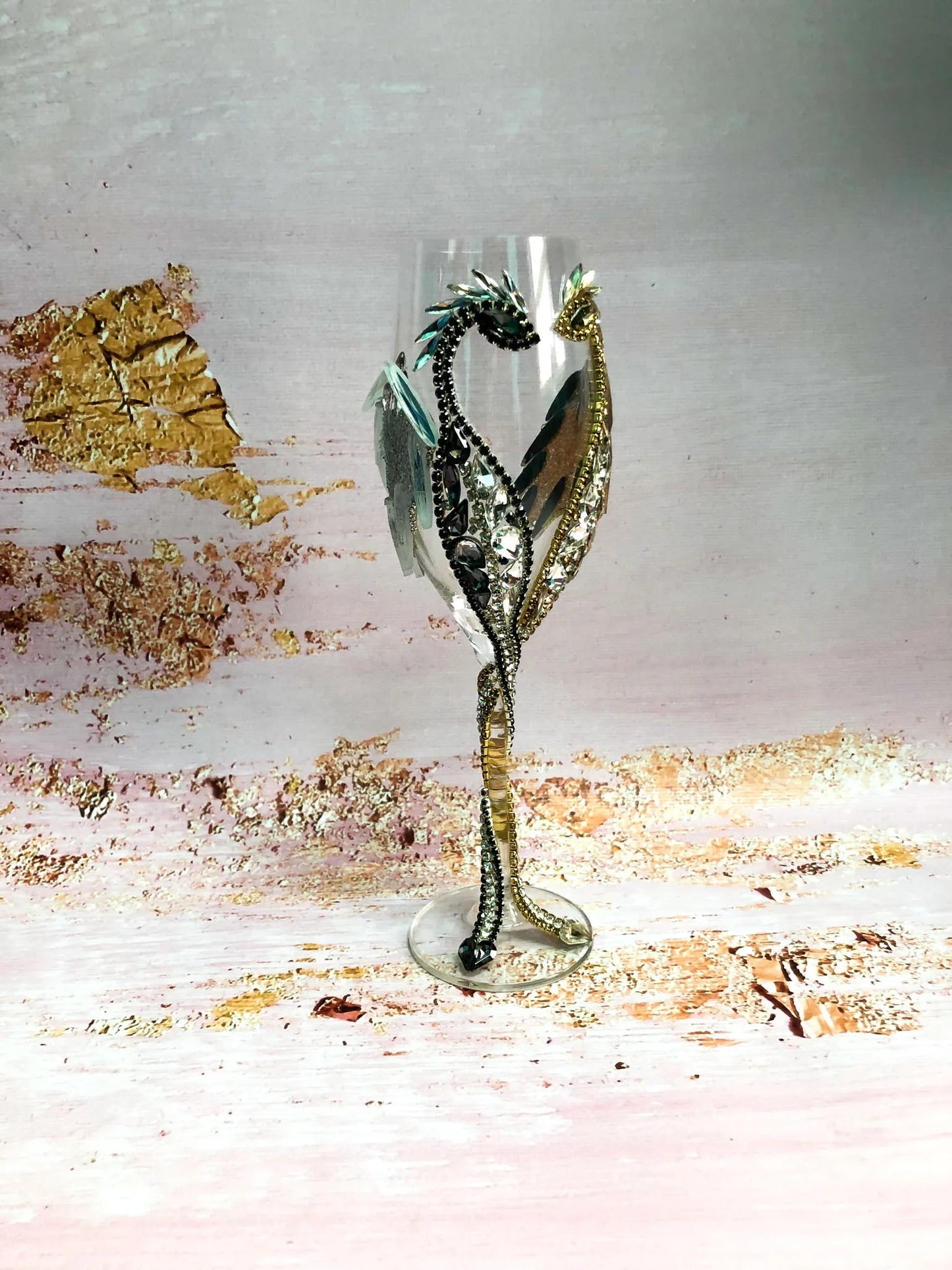 Elevate Celebrations with Twin Dragon Champagne Flute from DiAmoreDS