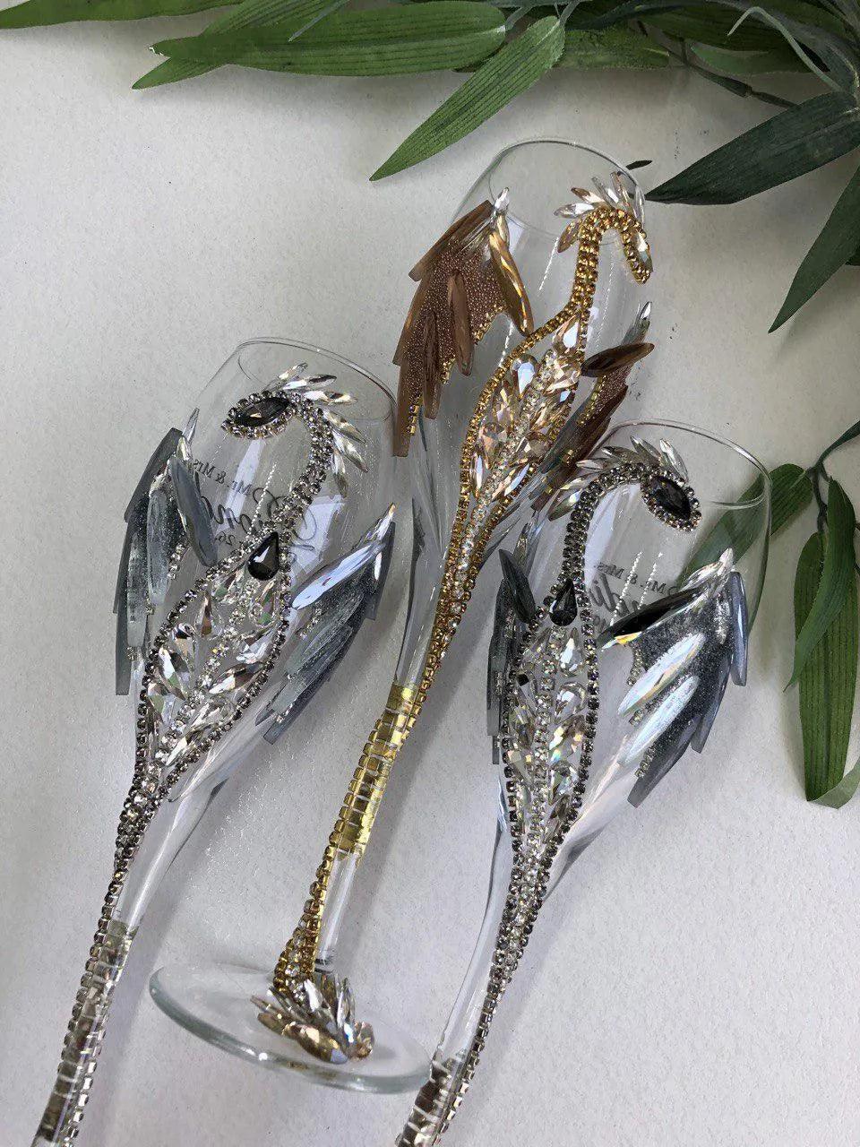 Dragon's Toast Champagne Glass