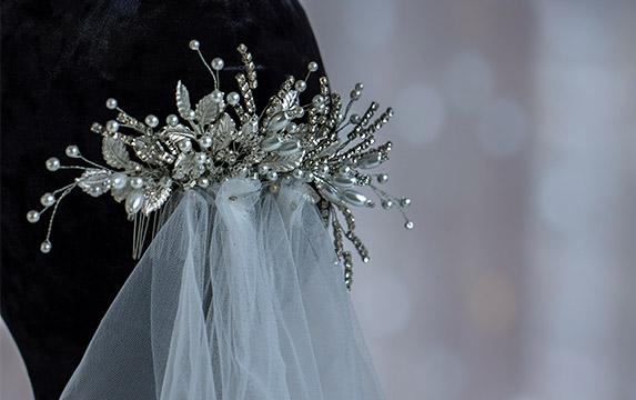 Elegant Silver Rhinestone Hair Comb with Pearls| DiAmoreDS
