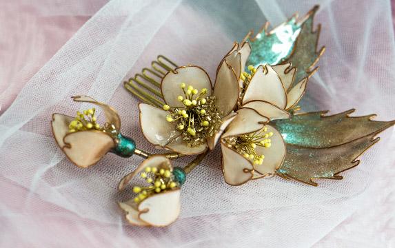 Romantic light pink peach flower hair comb for the bride