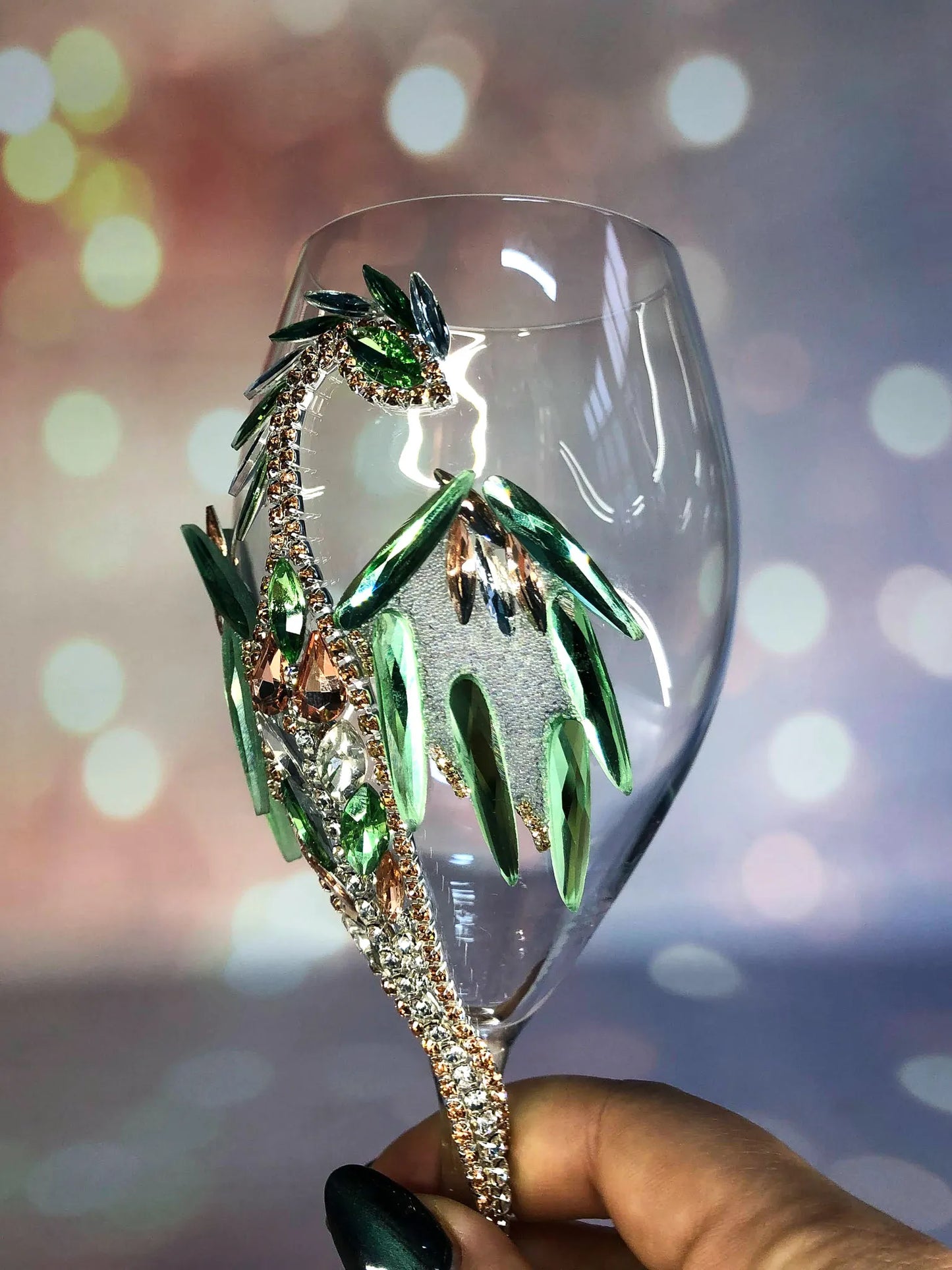Peridot Prestige: Dragon-Adorned Glass Elixir
