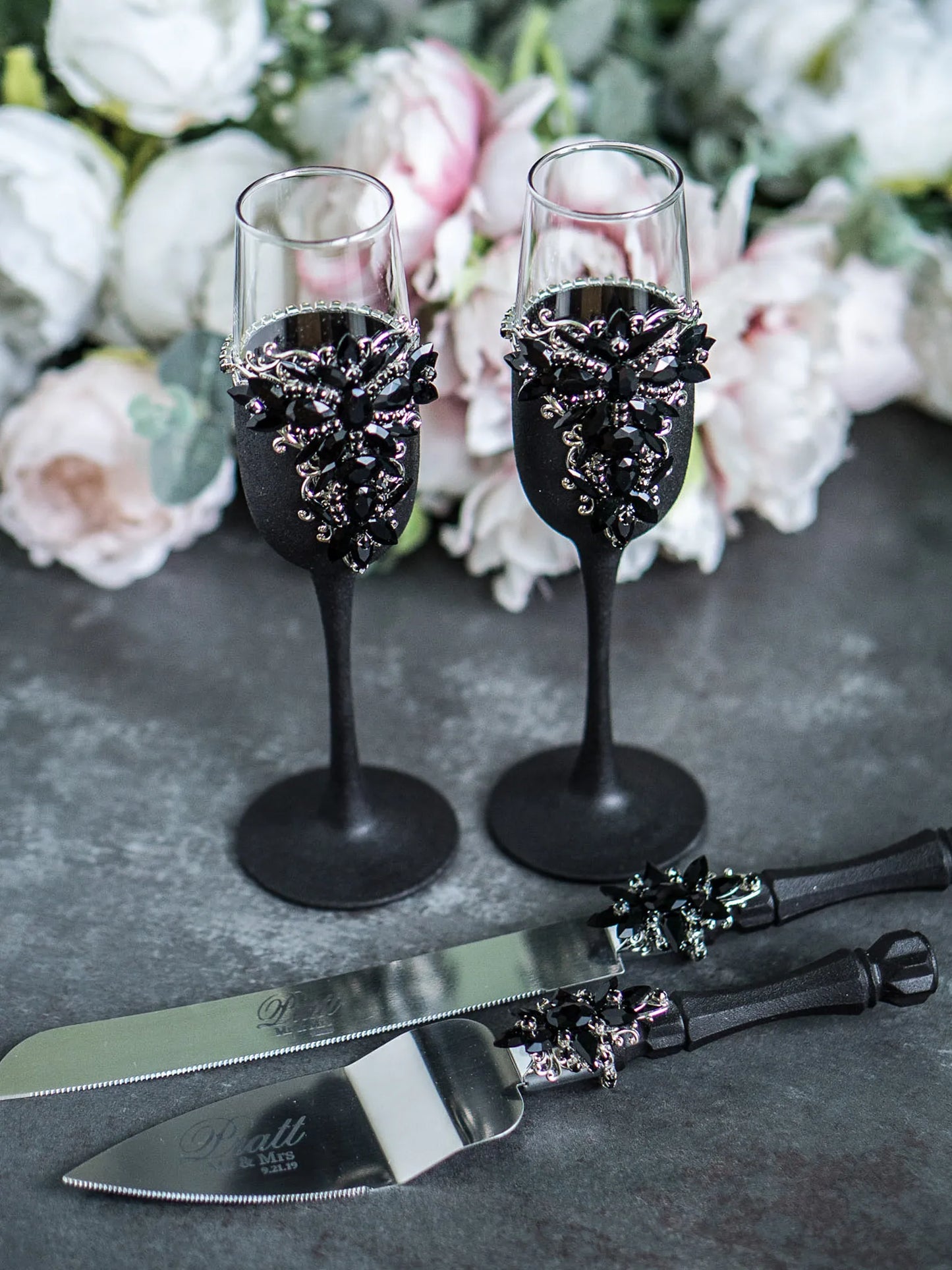 Black Crystals Gothic Themed Wedding Champagne Glasses and Cake Cutting Set
