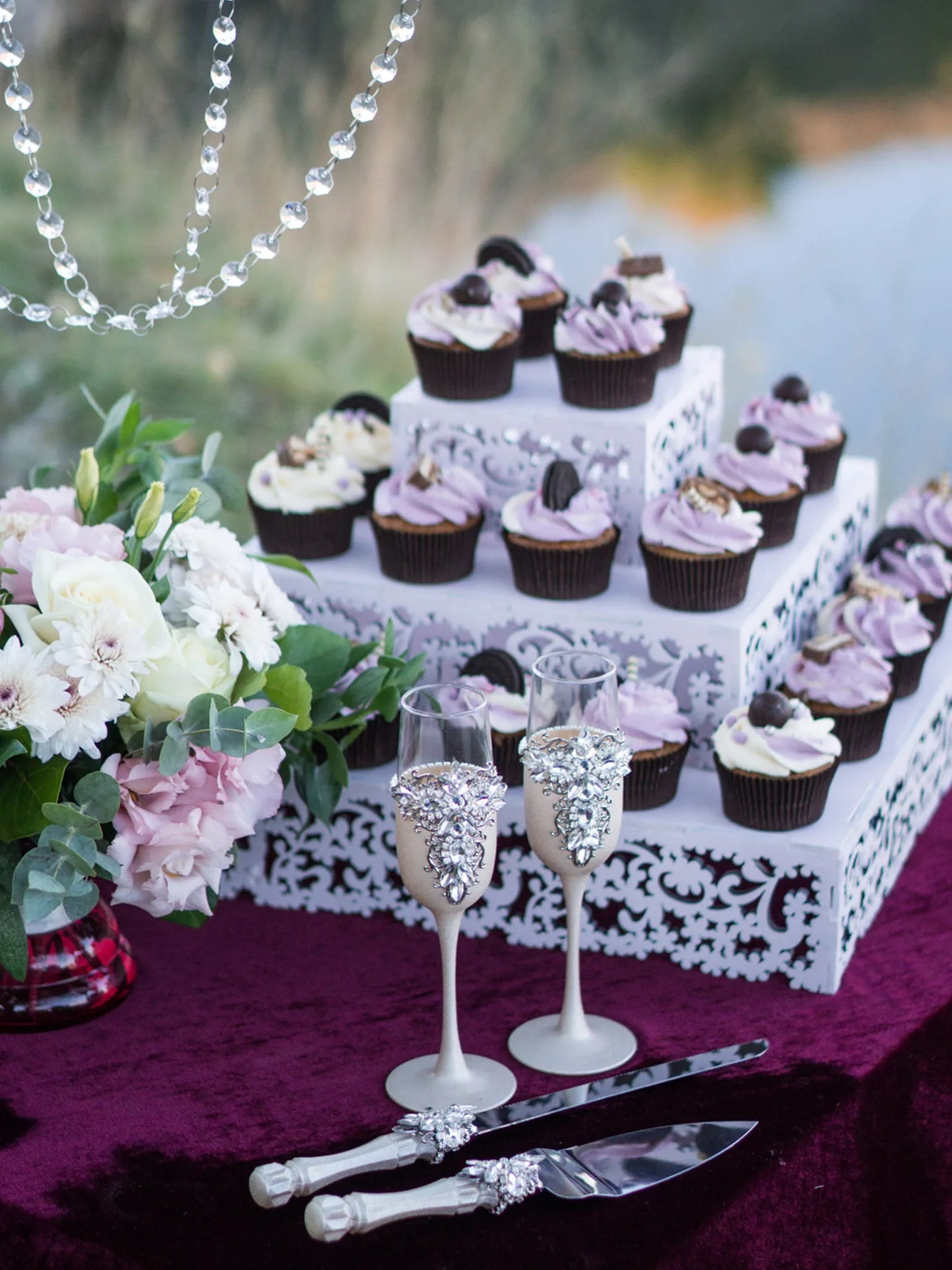 Ivory Elegance Crystal Champagne Flutes - Gloria Collection