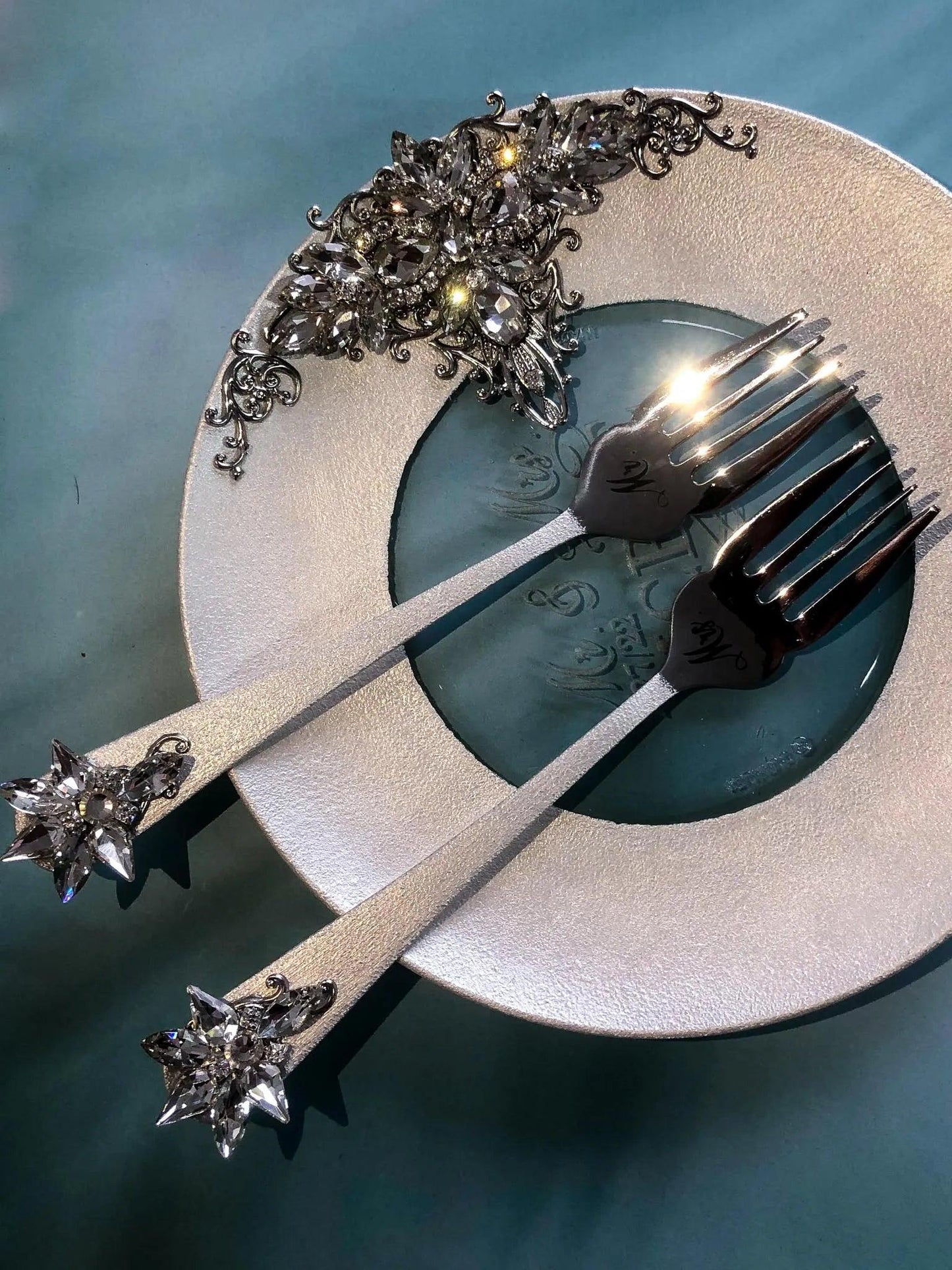 Elegant Silver Crystals Engraved Wedding Dessert Forks and Plate Set