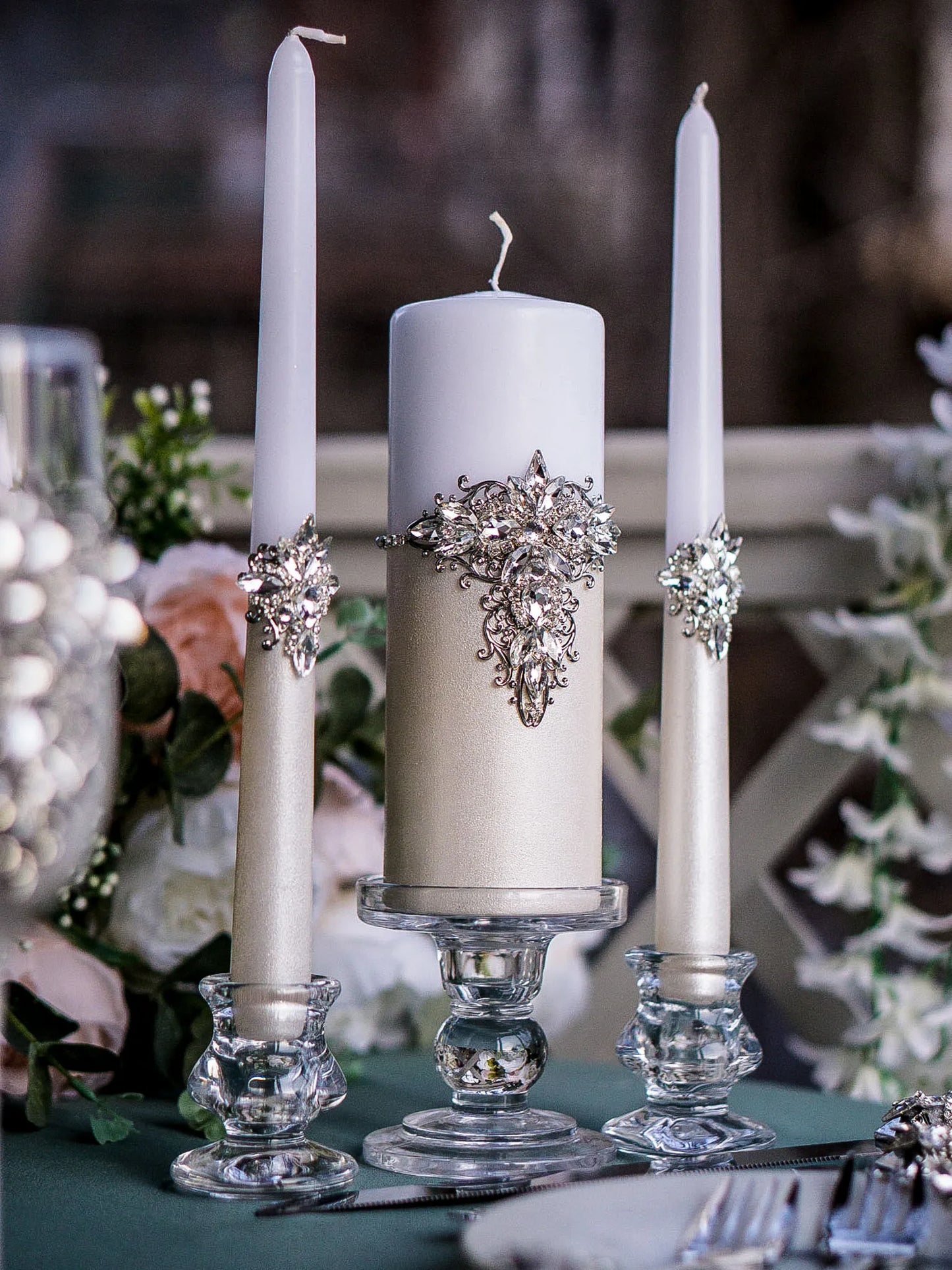 Silver Personalized Crystals Elegant Wedding Champagne Glasses with Server and Knife