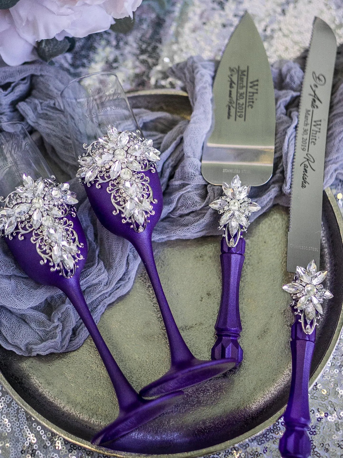 Silver and Plum Purple Personalized Crystals Decorative Champagne Glasses with Cake Serving Accessories