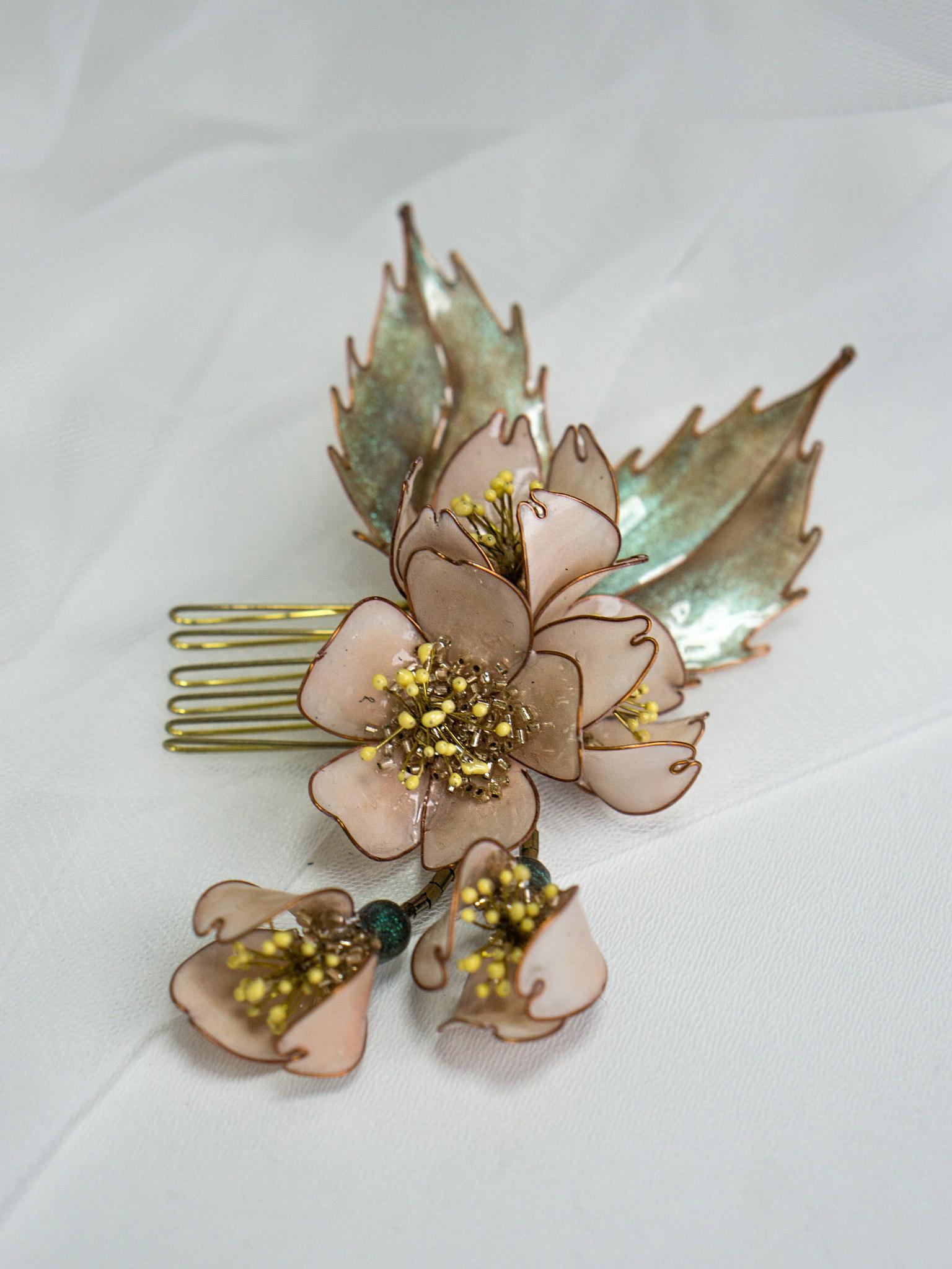 Peachy Keen Hair Comb: Light Pink and Peach Floral Wedding Hair Accessory