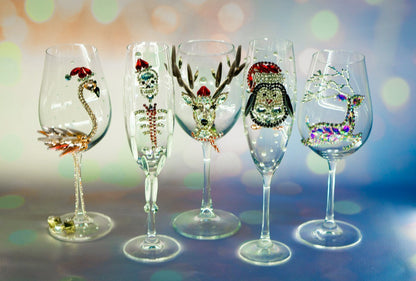 Holiday-themed flamingo wine glass