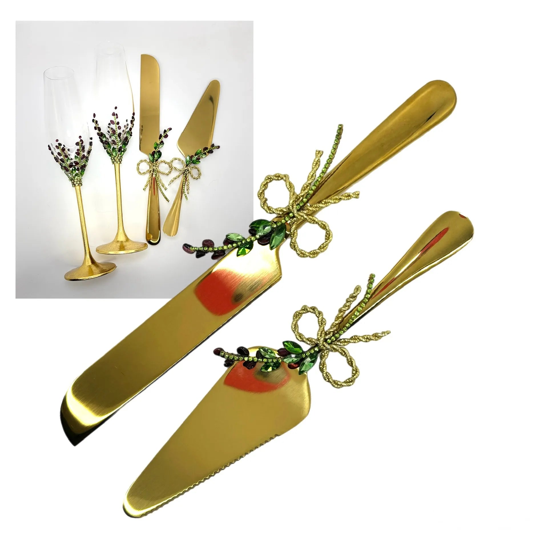 Perfect keepsake gold cake servers for anniversaries and special celebrations