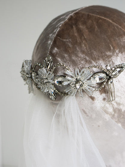 Glamorous bridal accessory that will make you feel like a princess on your special day
