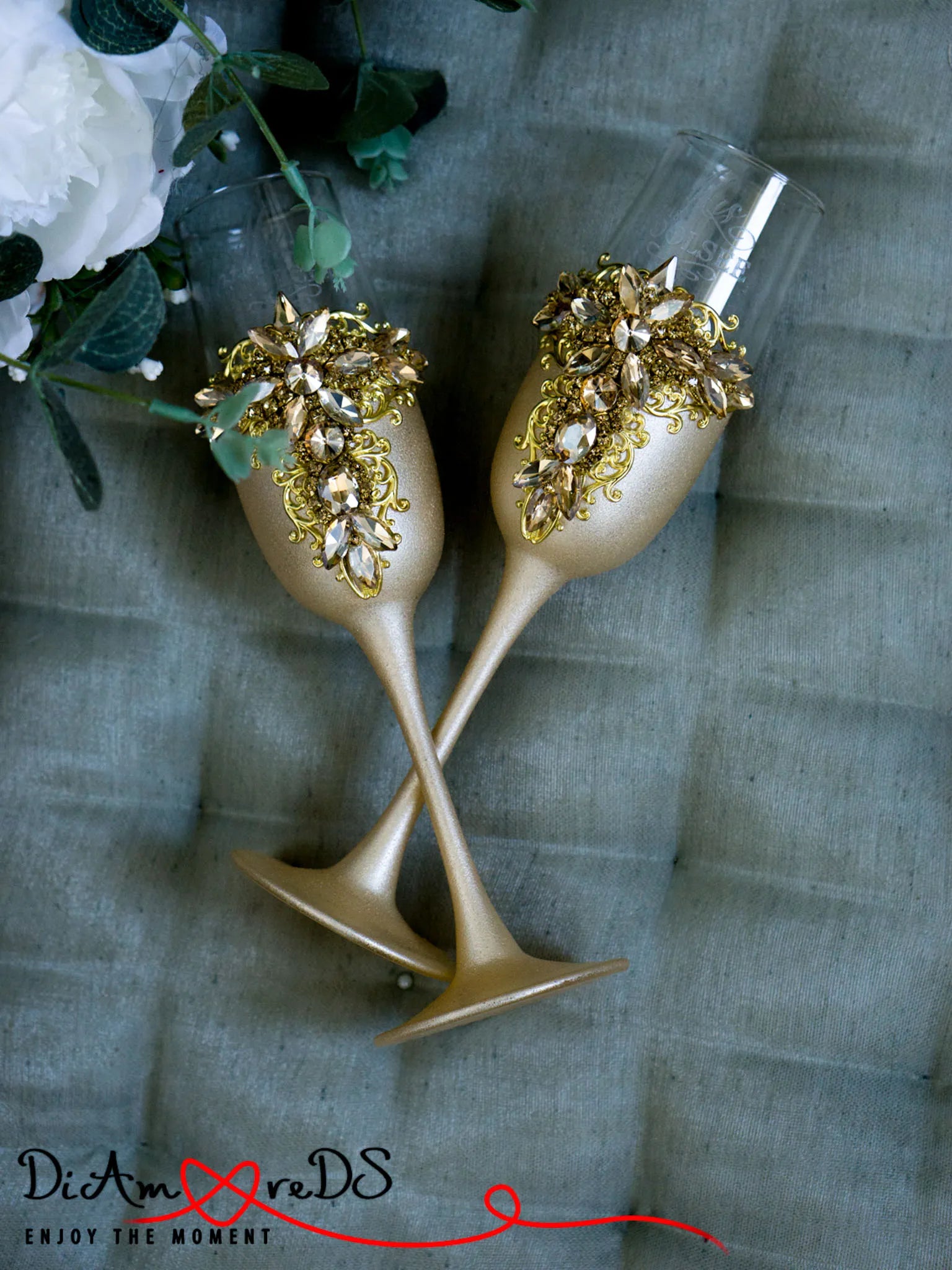 Personalized gold champagne glass set