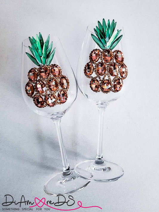 Luxurious wine glass with crystal pineapple decoration, offering a unique choice for wine enthusiasts who love tropical flair.