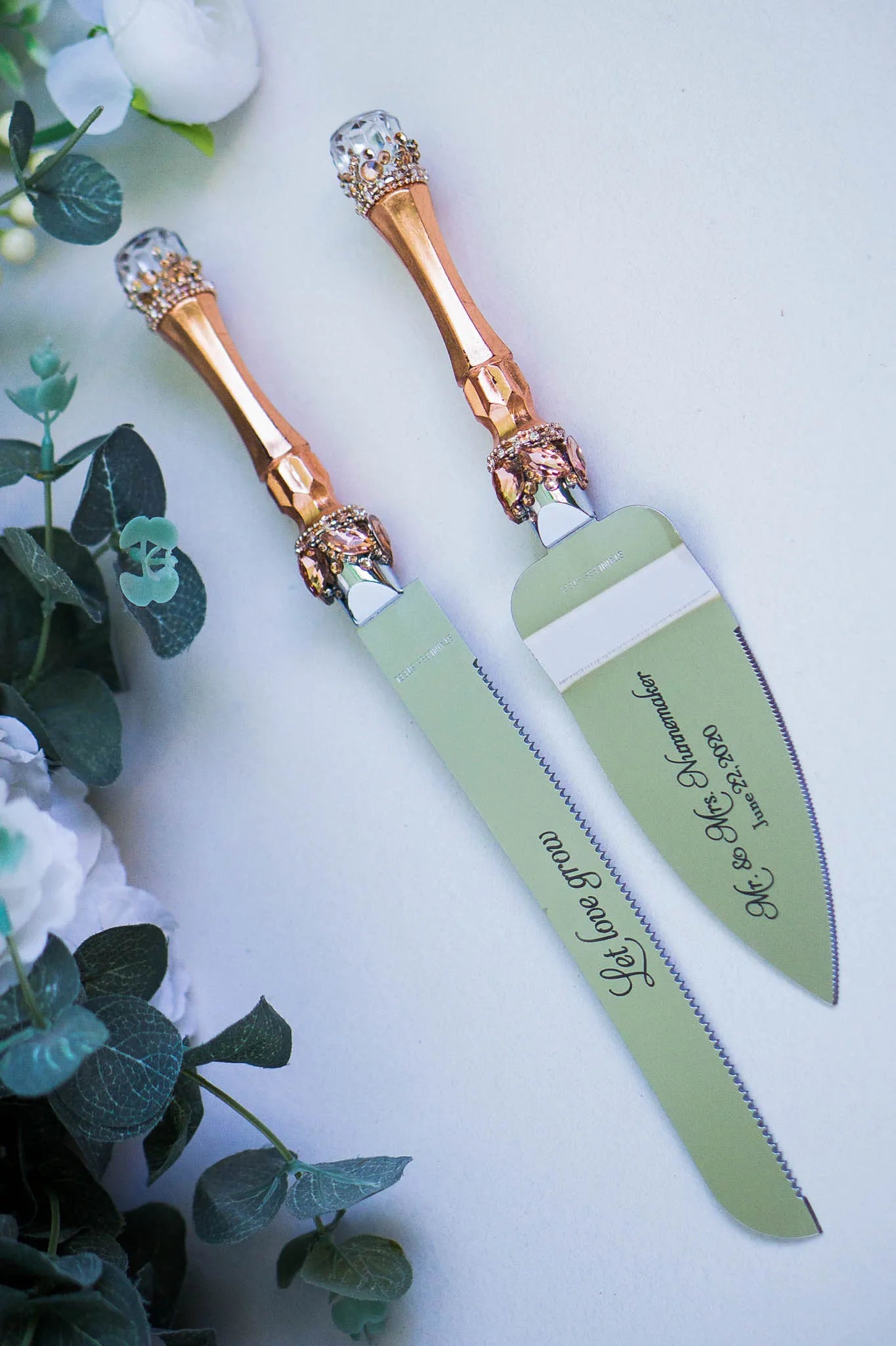 Victoria Rose Gold wedding utensils ensemble