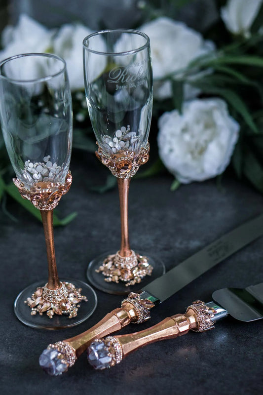 Bride and groom champagne glasses set from Victoria Collection