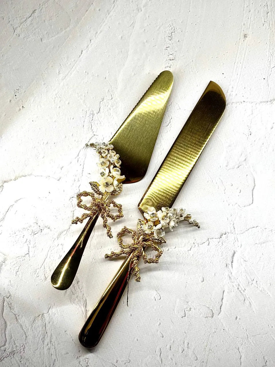 "Vintage Flowers" collection wedding gold cake knife and server for celebrations