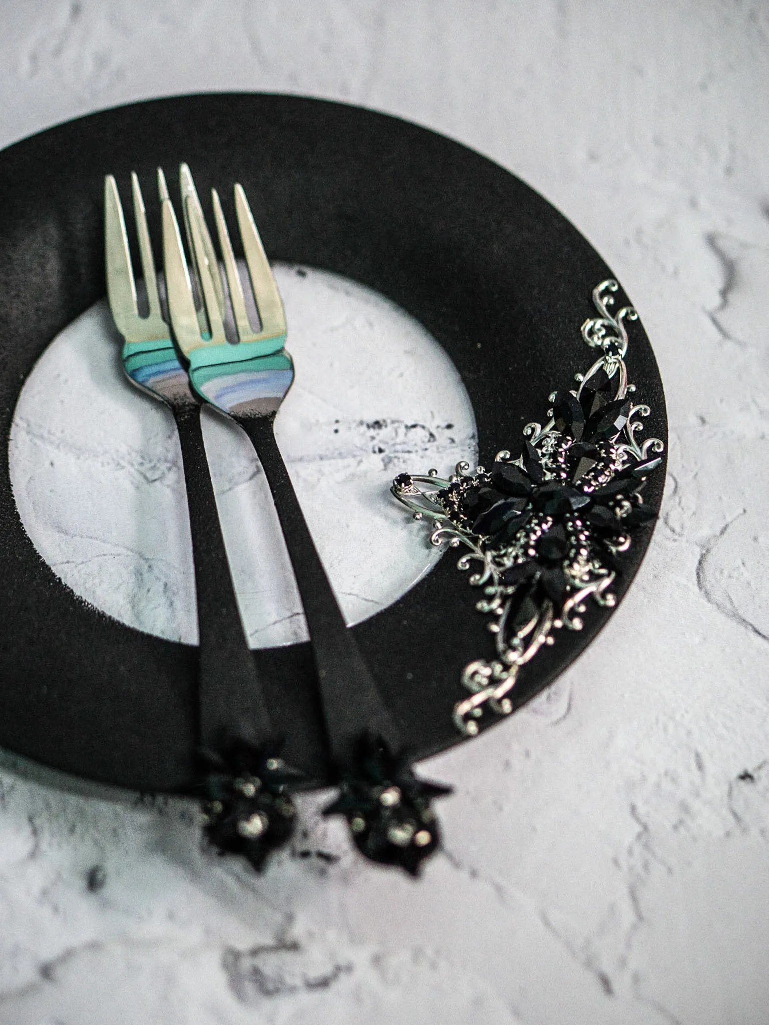 Elegant Gothic Black Crystals Wedding Cake Plate & Fork Set on display