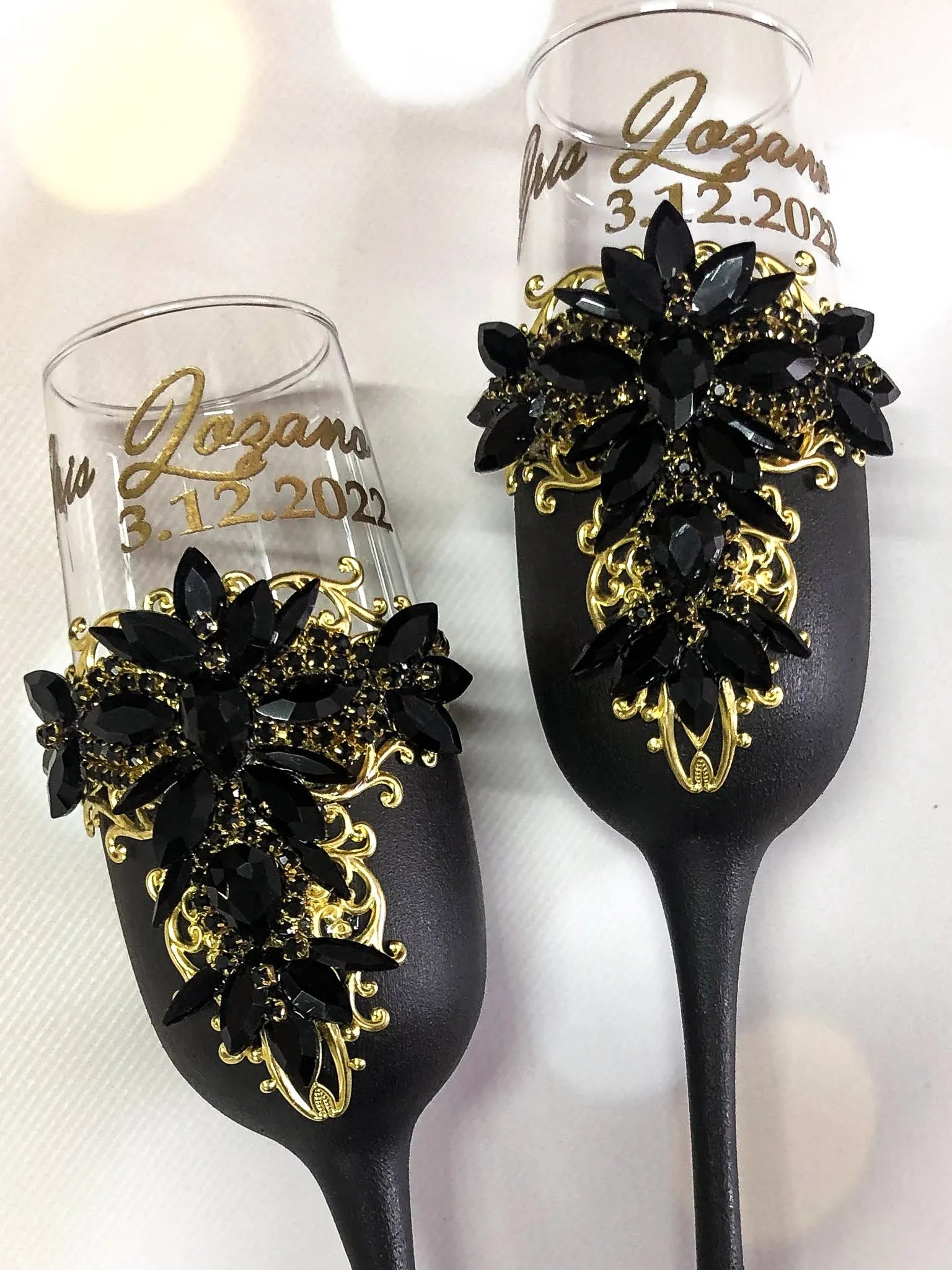 Customizable gothic wedding champagne glasses