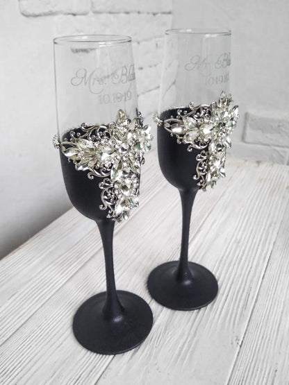 Gothic Engraved Black and Silver Crystal Champagne Glasses - Gloria Collection