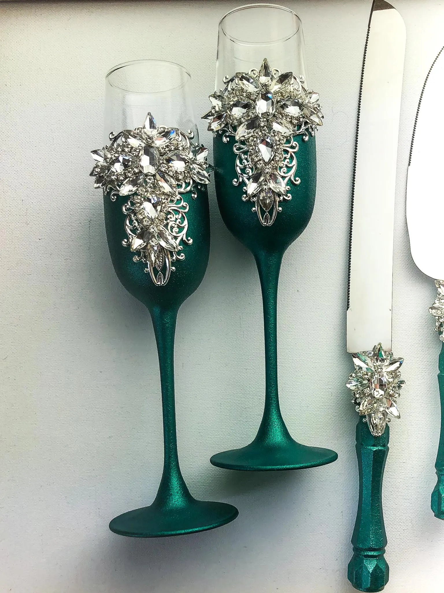 Emerald and silver crystal wedding toasting flutes