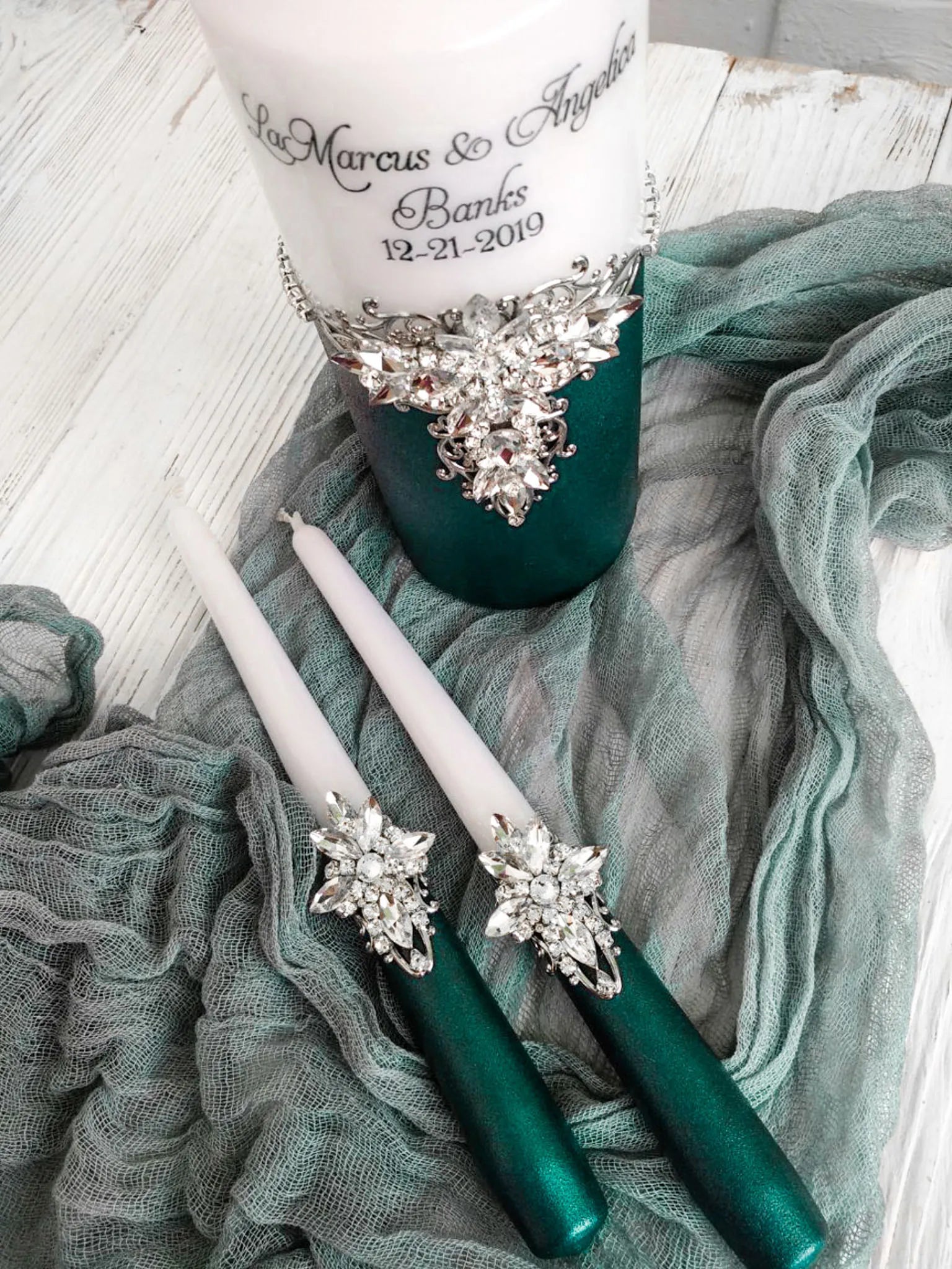 Customizable emerald unity candle set