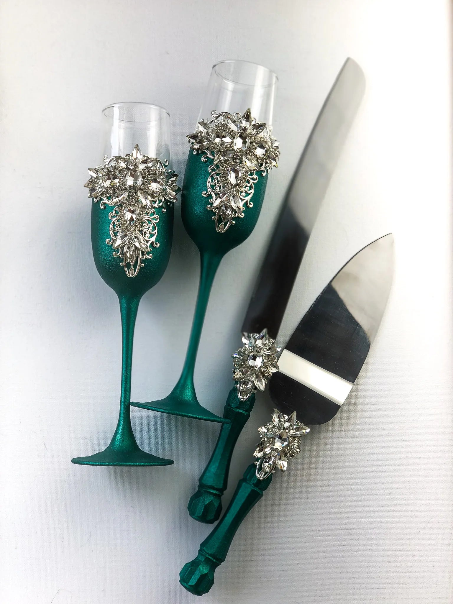 Emerald and Silver Wedding Glasses and Cake Serving Set with Crystals