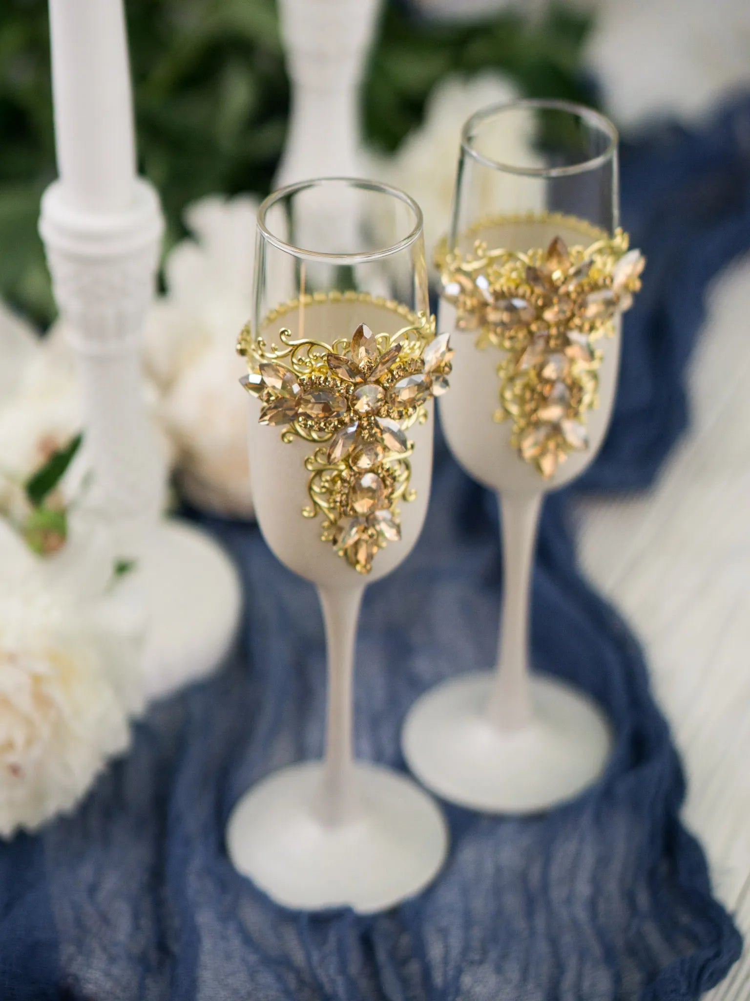 Unique personalized toasting flutes in gold and white