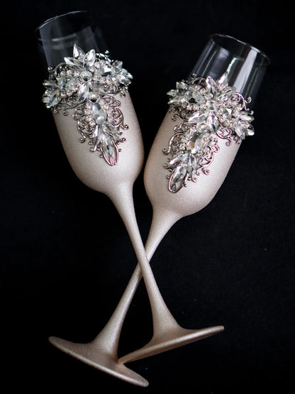 Customized Silver and Ivory Champagne Glasses and Cake Serving Kit