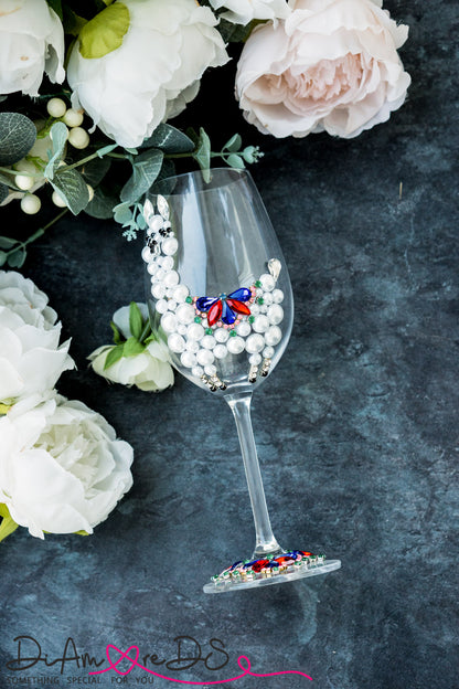Pearl adorned party wine glass