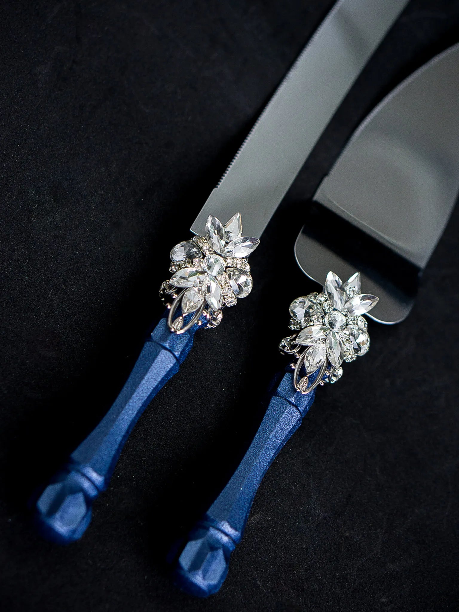 Stylish Silver and Navy Blue Crystals Wedding Glassware and Cake Knife Set