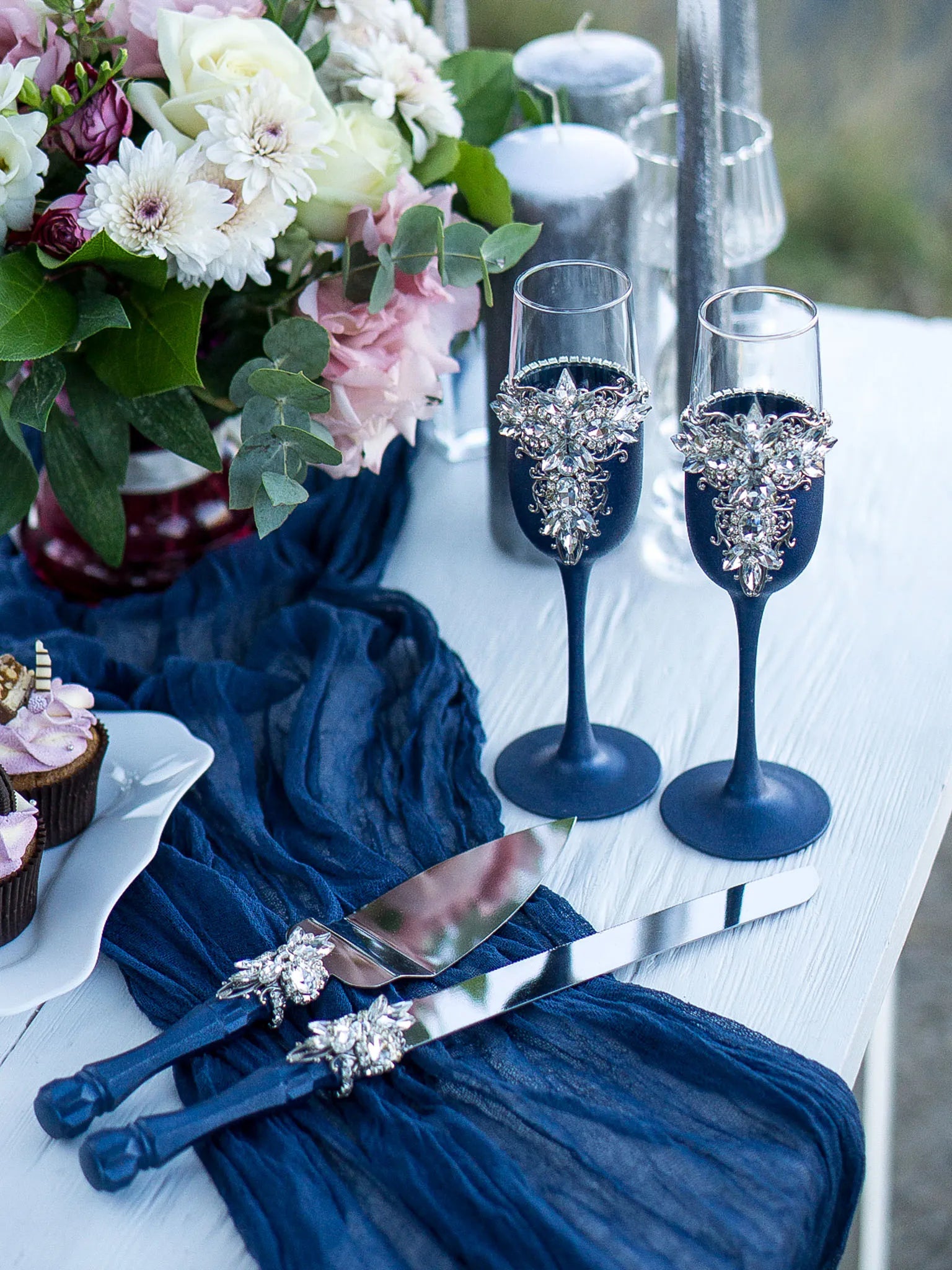 Elegant Navy Blue Themed Wedding Toast Glasses and Cake Set
