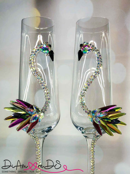 Colorful wedding champagne glasseslutes 