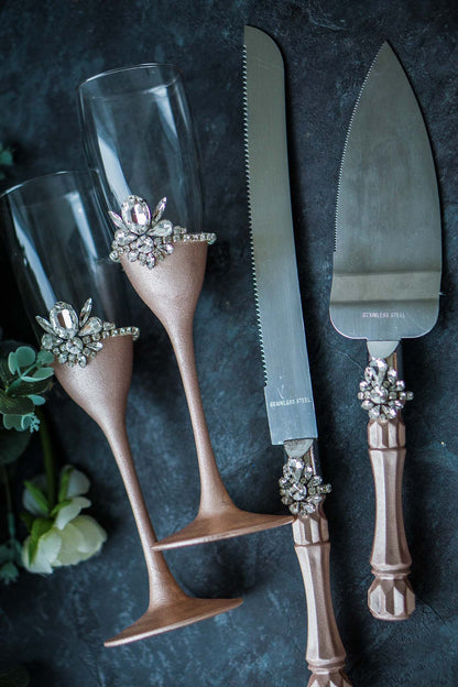 Stunning rose gold wedding tableware set
