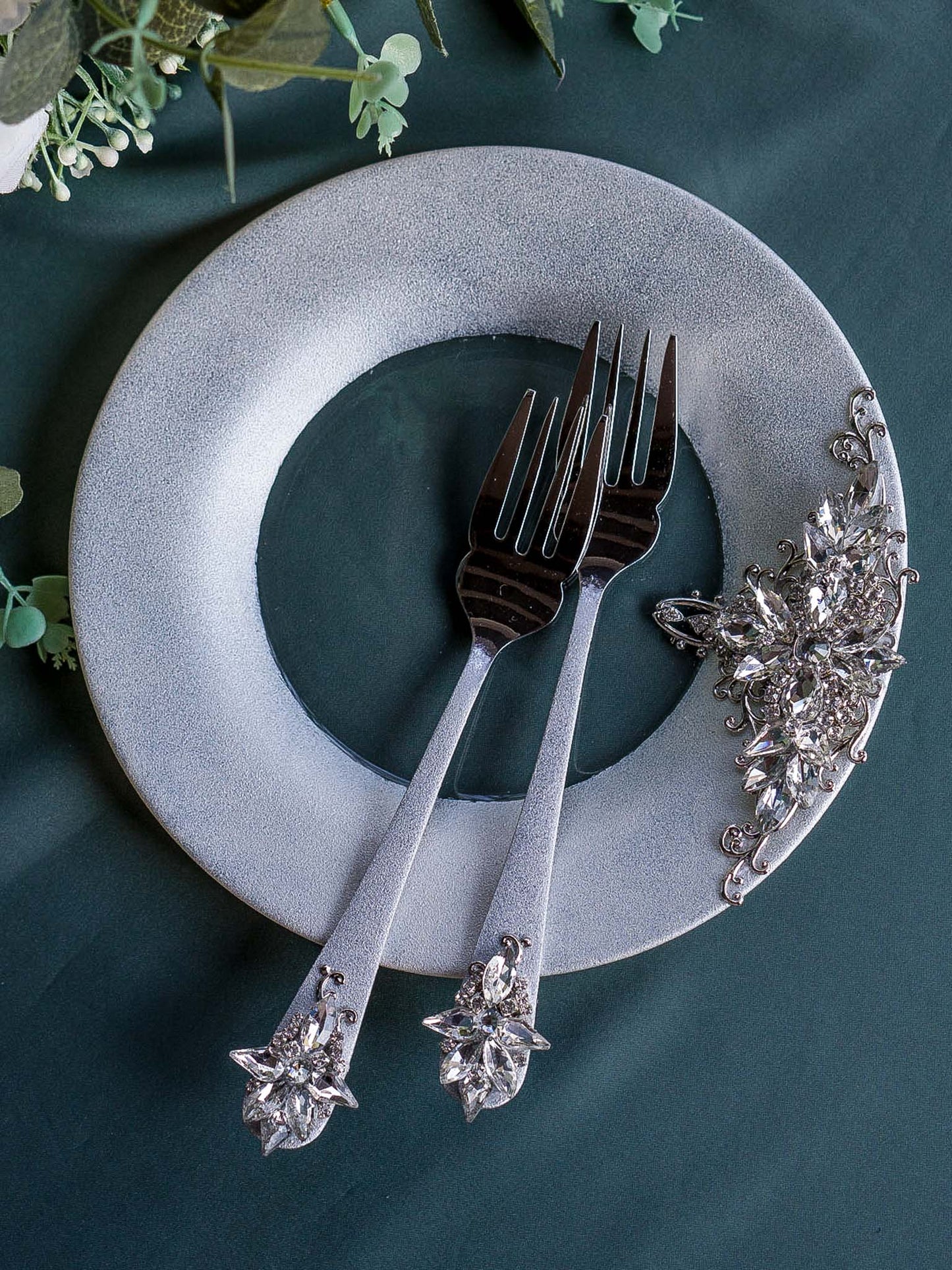 Elegant Silver Crystals Engraved Wedding Dessert Forks and Plate Set