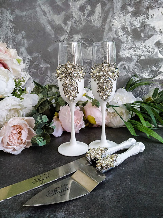 Engagement Ring Wedding Accessories Set - Crystal-Decorated Champagne  Glasses, Cake Server, and More – DiAmoreDS