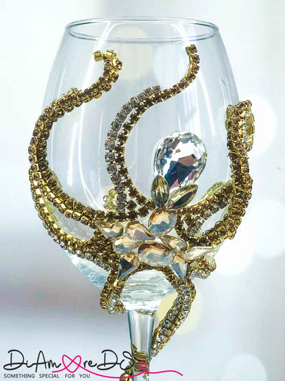Octopus-themed wine glass for enthusiasts