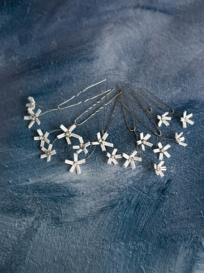 Handmade White Daisy Hair Pins with Sparkling Crystals
